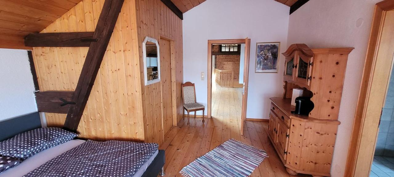 Ferienzimmer / Monteurzimmer Ноймаркт-ам-Валлерзе Экстерьер фото